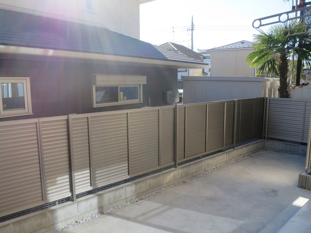 グランドゥールのバルコニー|広々！使用用途多数テラスです(^^)