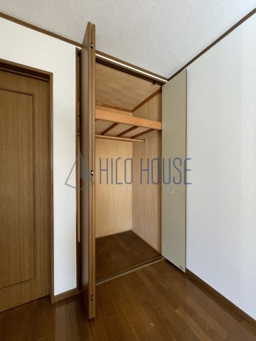 にっさい花みず木5丁目貸家の収納