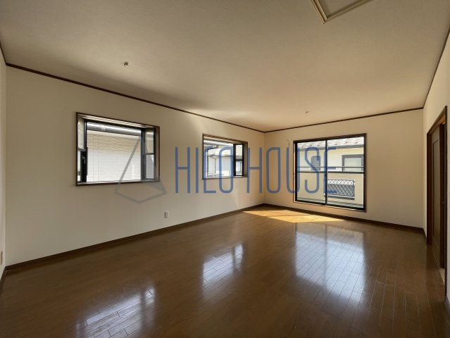 にっさい花みず木5丁目貸家の居間・リビング