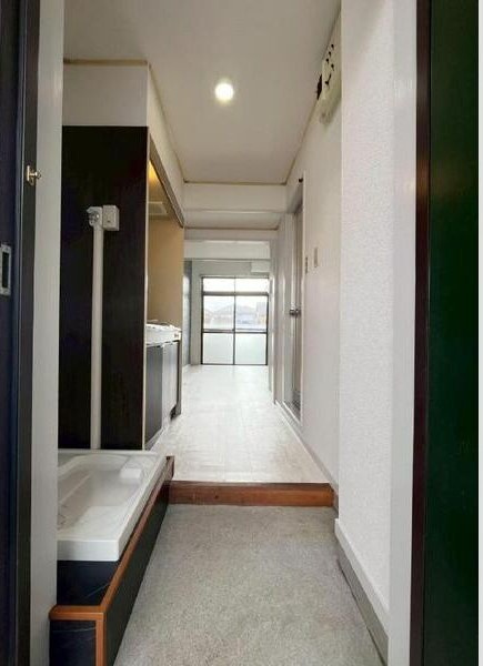 ヒルトップＡの玄関