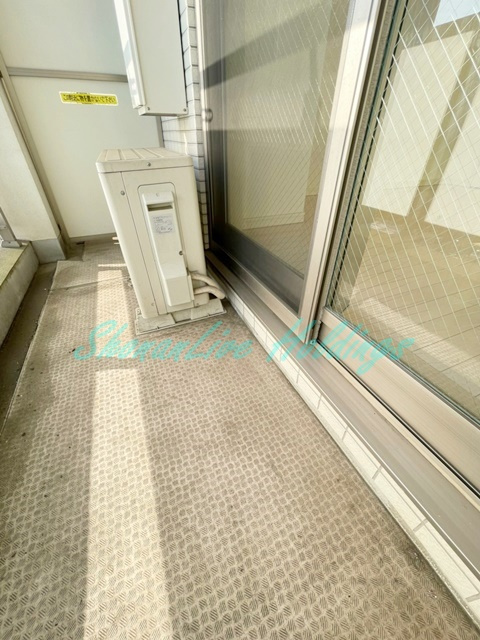 大和市中央５丁目の賃貸マンションのバルコニー