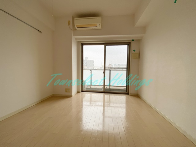 大和市中央５丁目の賃貸マンションの居間・リビング