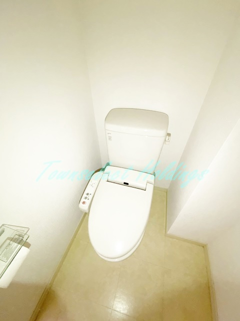 大和市中央５丁目の賃貸マンションのトイレ|清潔感のあるトイレです