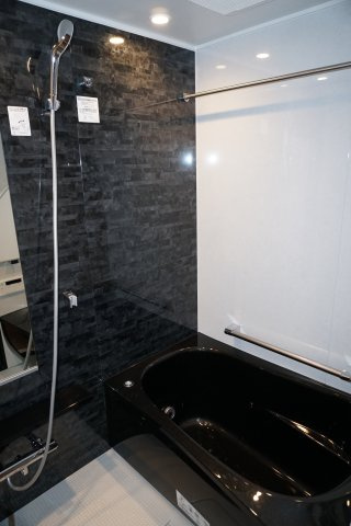 プレミアムフラット横濱紅葉坂の浴室|ゆったり過ごせるお風呂です