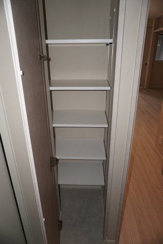 プレミアムフラット横濱紅葉坂の収納|玄関　シューズボックスです