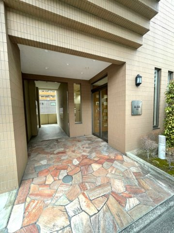 アルバ大須　名古屋市賃貸　仲介手数料無料のエントランス