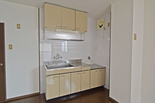 ファミールはらたⅡのキッチン