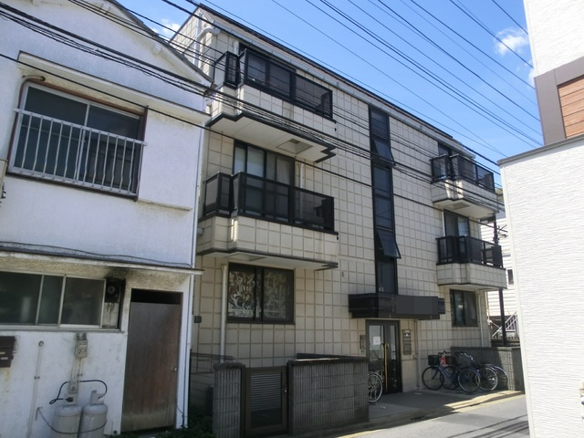 メイプル小岩の外観|全戸角部屋のマンションです。