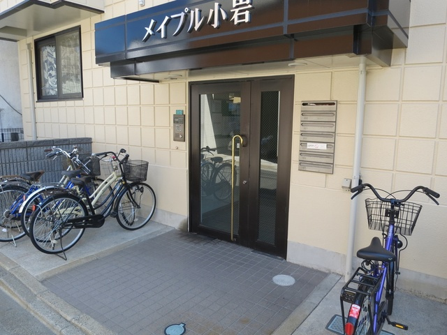 メイプル小岩のエントランス|エントランススペースです。