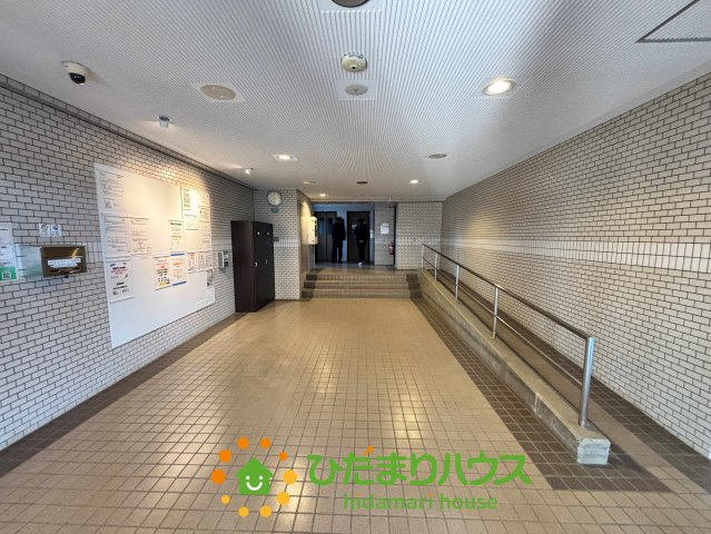 ライオンズガーデン花崎J棟　のロビー