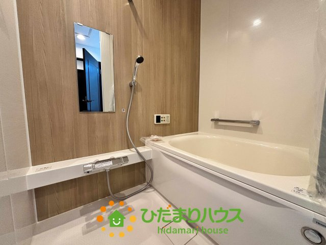 ライオンズガーデン花崎J棟　の浴室