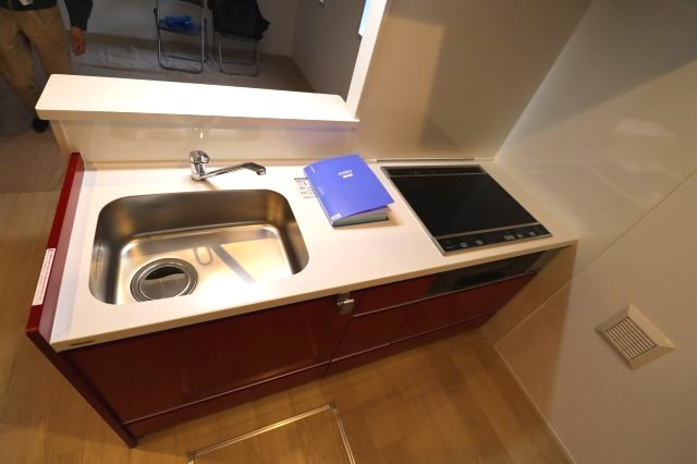 EAST BLUE 四ツ谷のキッチン