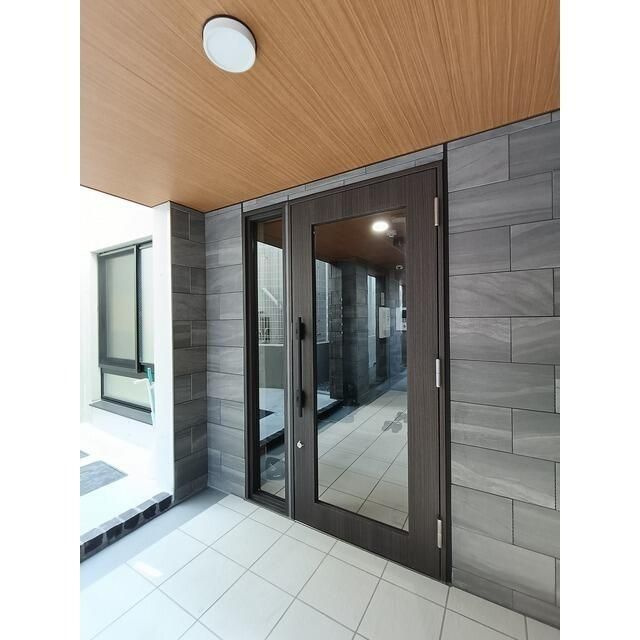 タスキｓｍａｒｔ新大塚Ⅲのエントランス