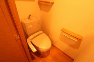 シンプルで使いやすいトイレです