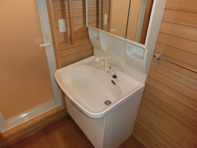 【独立洗面台】 | メゾンタカノハ５