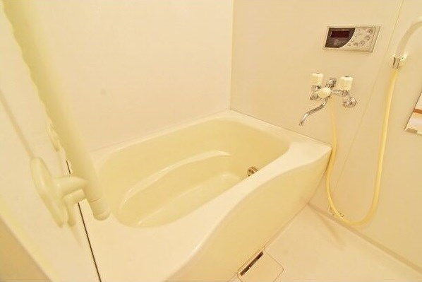 プランドール鎌倉台の浴室