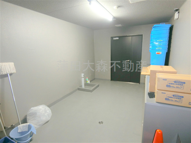 エルフォルテ羽田ライゼのその他共用部分|曜日時間関係なくゴミ捨て可能な敷地内ゴミ捨て場！