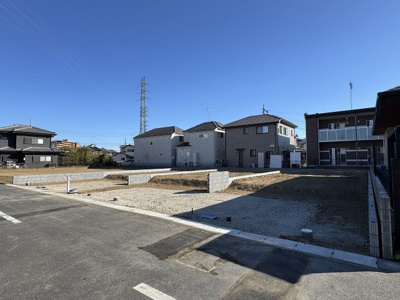 【前面道路含む現地写真】 | 栗原４丁目新築戸建３号棟 | 東側公道