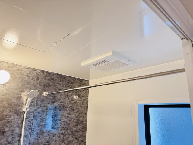 市川市日之出新築戸建の冷暖房・空調設備|雨の日も安心の浴室乾燥機つき