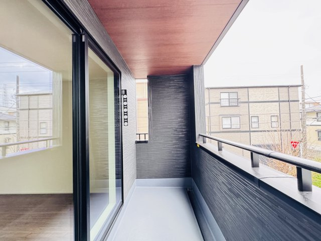 市川市日之出新築戸建のバルコニー|寝室前インナーバルコニー