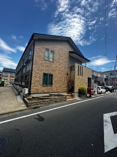 江戸川区上一色２丁目のアパートの外観