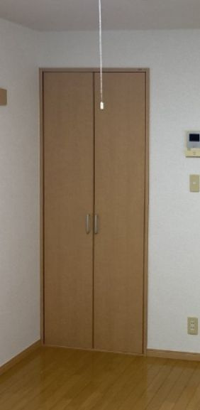 江戸川区上一色２丁目のアパートの収納