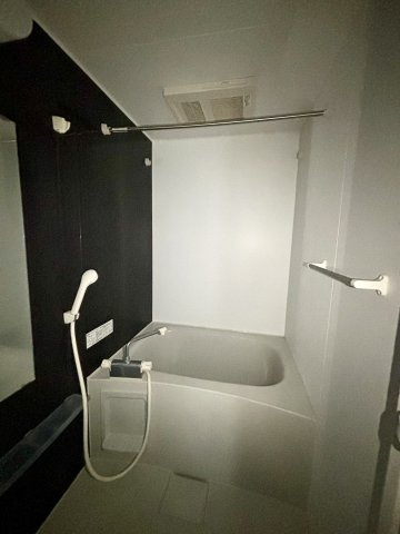 【シャワールーム】