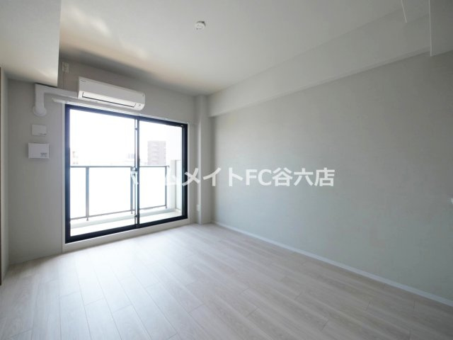 【居間・リビング】 | Louis Residence 弁天町