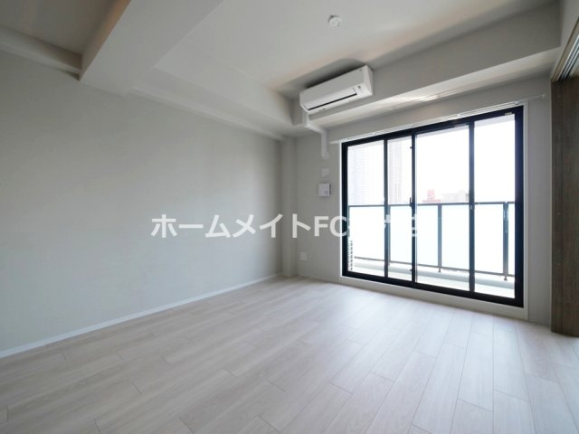 【居間・リビング】 | Louis Residence 弁天町