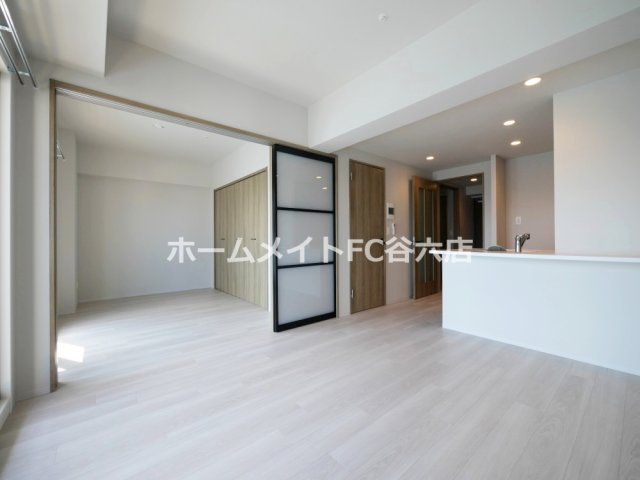 【居間・リビング】 | Louis Residence 弁天町