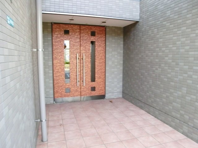 ヴェルドミール　カシマのエントランス|建物入口部分です。