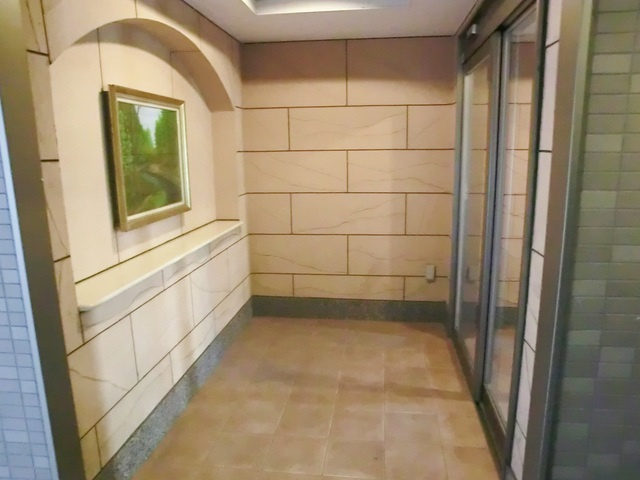 ヴェルドミール　カシマのロビー|入口部分です。