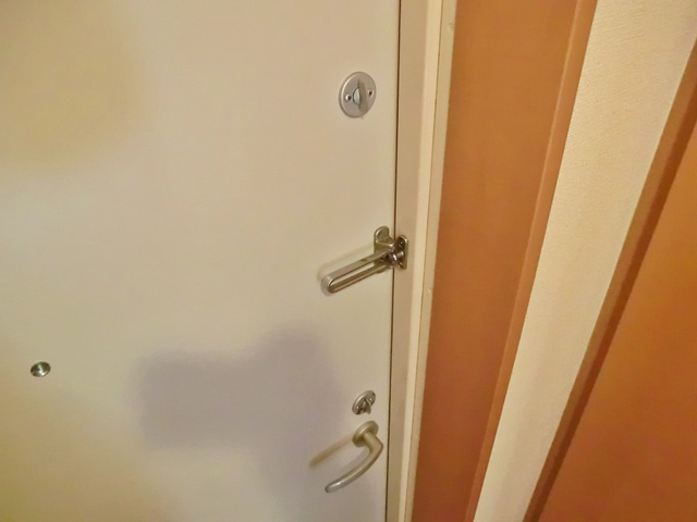 ヴェルドミール　カシマの玄関|安心のダブルロック♪