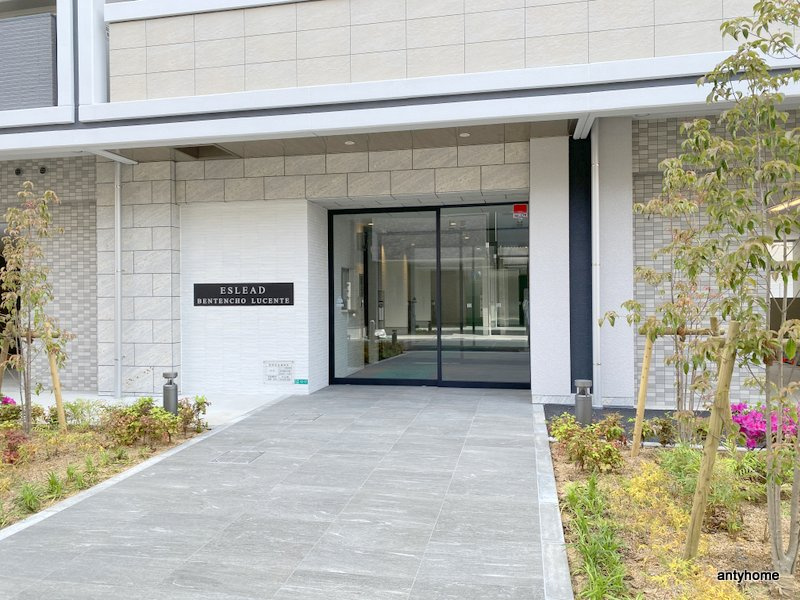 エスリード弁天町ルシェンテ　仲介手数料無料のエントランス