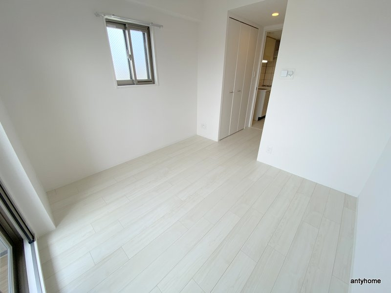 エスリード弁天町ルシェンテ　仲介手数料無料の居間・リビング