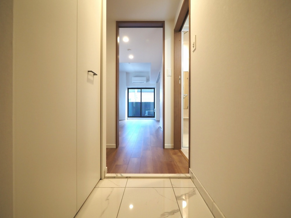 S-RESIDENCE松屋町asenceの玄関