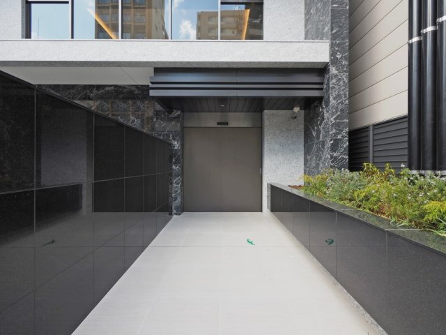 S-RESIDENCE松屋町asenceのエントランス
