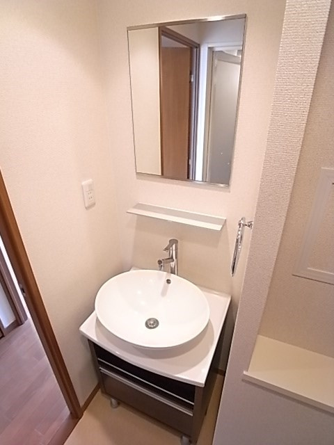 パシフィックレジデンス神戸八幡通の洗面所