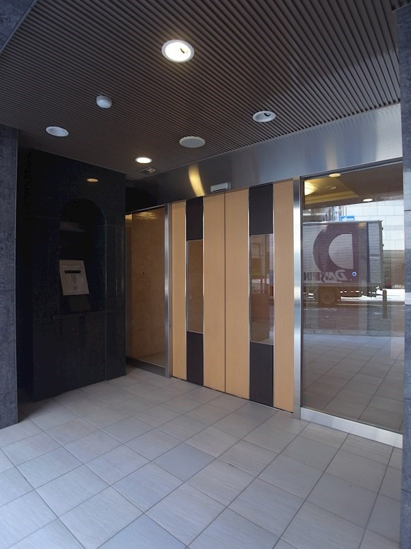 パシフィックレジデンス神戸八幡通のエントランス