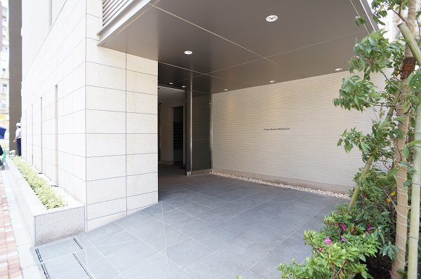 プライムメゾン森下のエントランス|メインエントランス