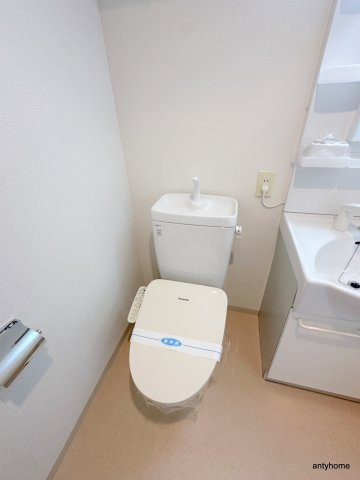 ルクレ難波　仲介手数料無料のトイレ