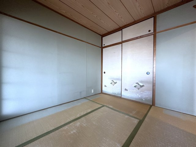 エーデルハイム大蔵谷の和室