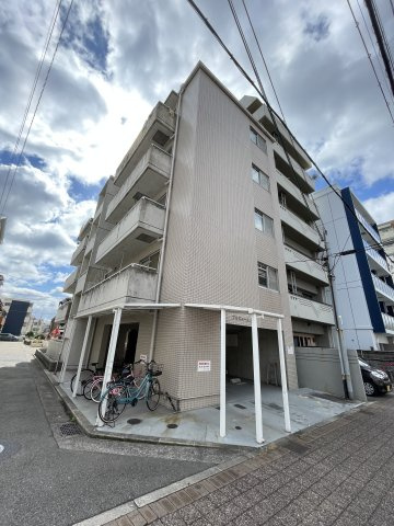 プルミエール上沢の外観