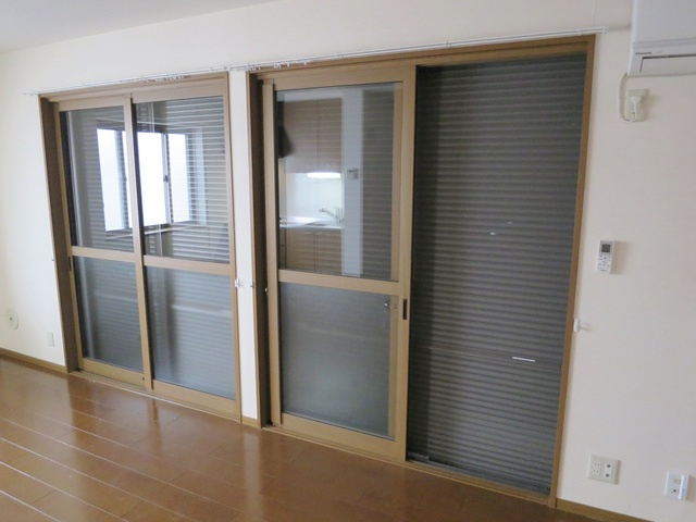 モア・コンフォートのセキュリティ|防犯シャッター完備で安心です♪