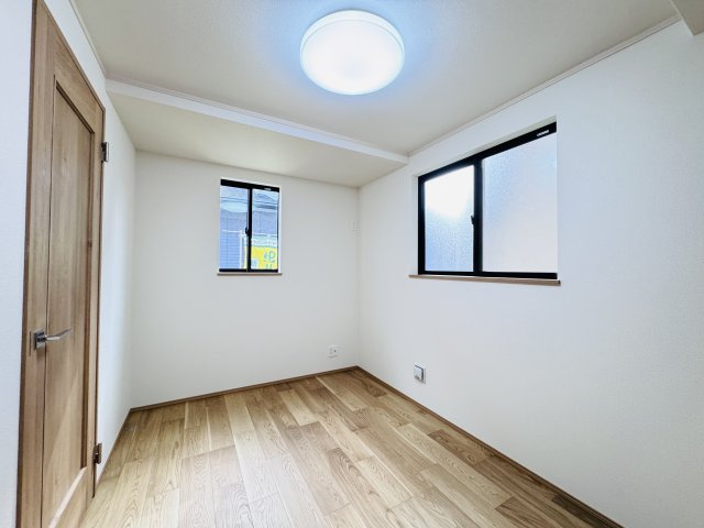 市川市伊勢宿新築戸建の洋室|1F5帖納戸