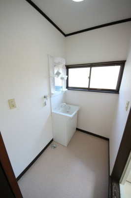 【居間・リビング】 | 冨岡荘