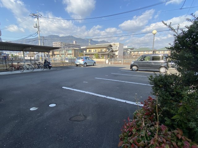 Solfege（ソルフェージュ）の駐車場