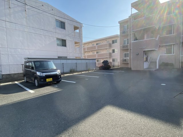 Solfege（ソルフェージュ）の駐車場