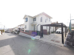 甲斐市龍地 ダイワハウス施工中古住宅 内装一新 敷地74坪