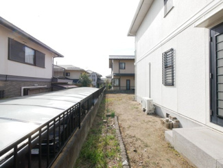 【周辺】 | 敷地東側境界